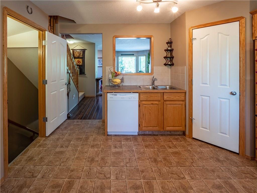 205 30 Wellington Cove, Strathmore, AB, T1P 1Z4 C4301812 Heart