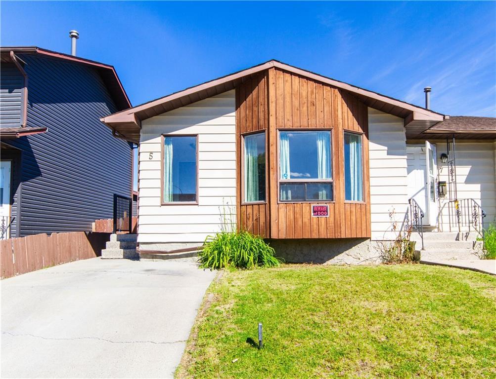 5 Castleridge Way NE, Calgary, AB, T3J 1P8 C4301893 Pammi Brar