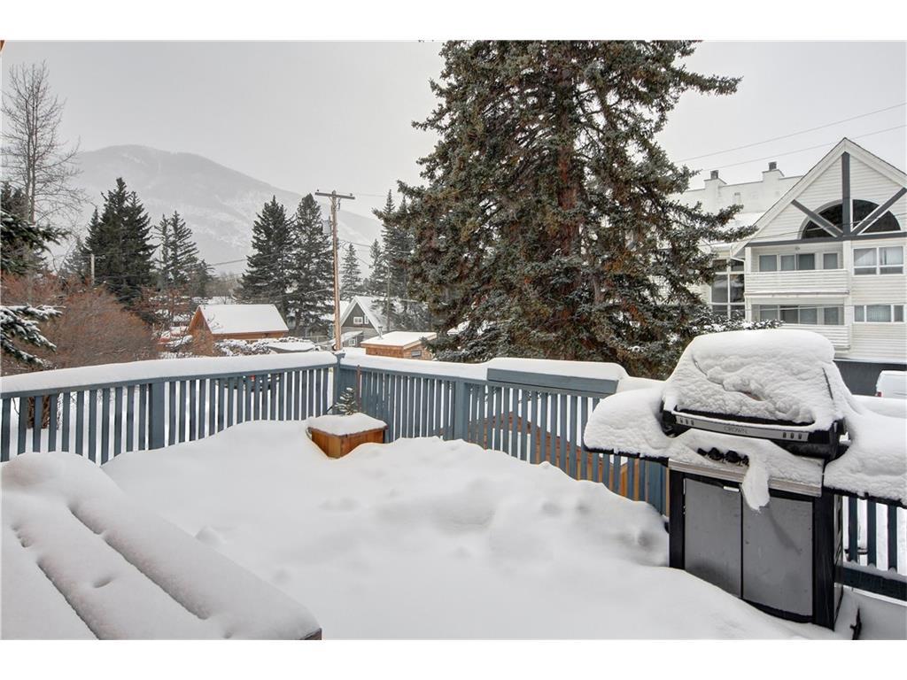 221 Otter Street, Banff, AB, T1L 1E2 C4161652 Gary Bavis