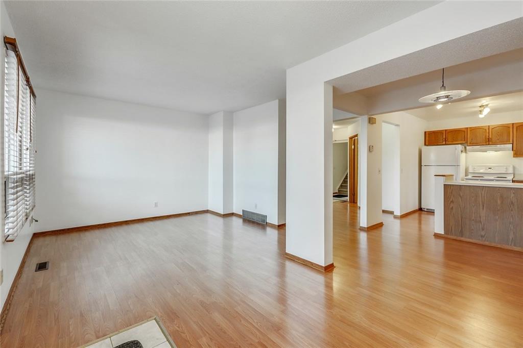 905 Signal Hill Green SW, Calgary, AB, T3H 2Y4 C4166836 Ray Cote