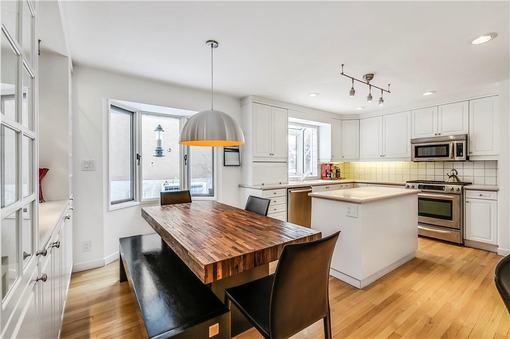 6825 Livingstone Drive SW, Calgary, AB, T3E 6J2 C4170815 Connect Real Estate Group