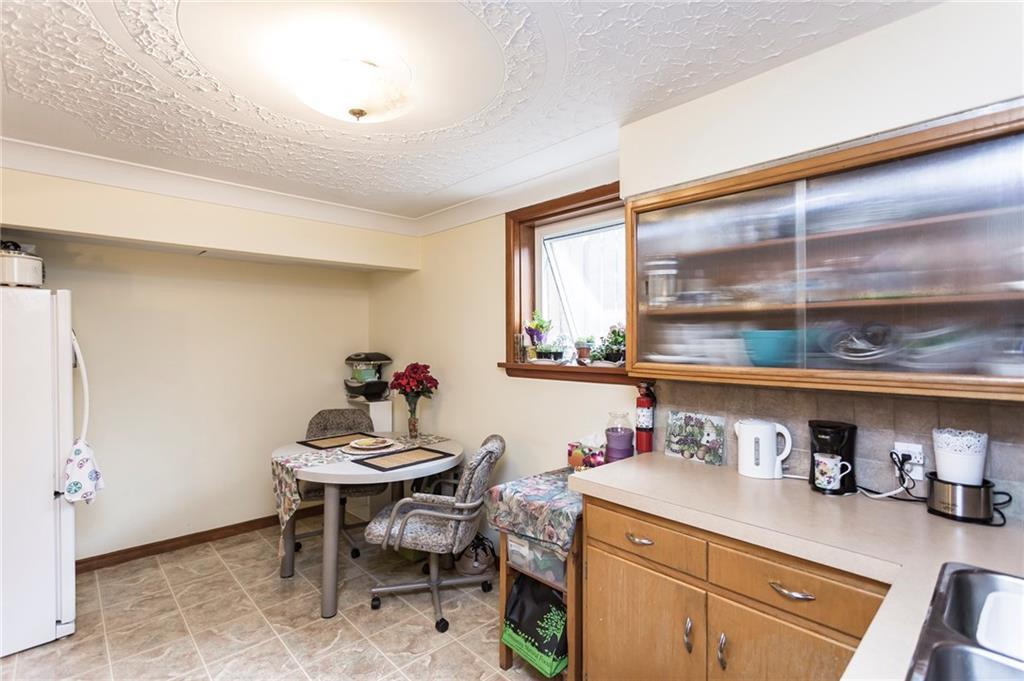 2635 Morley Trail NW, Calgary, AB, T2M 4G6 C4173135 Gerard Chiasson