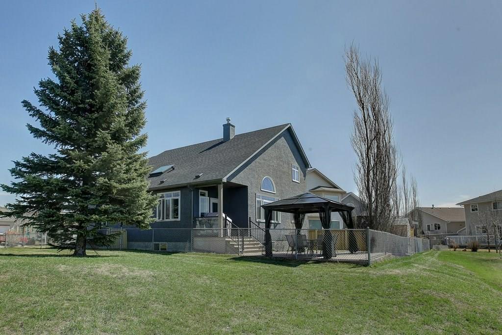 9 Sandstone Ridge Crescent, Okotoks, AB, T1S 1P8 C4173743 Fiona