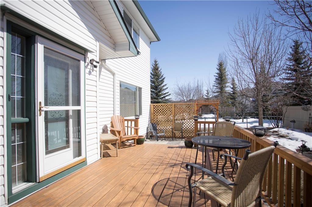 65 Somerset Manor SW, Calgary, AB, T2Y 3V7 C4177210 DANNY GREENE