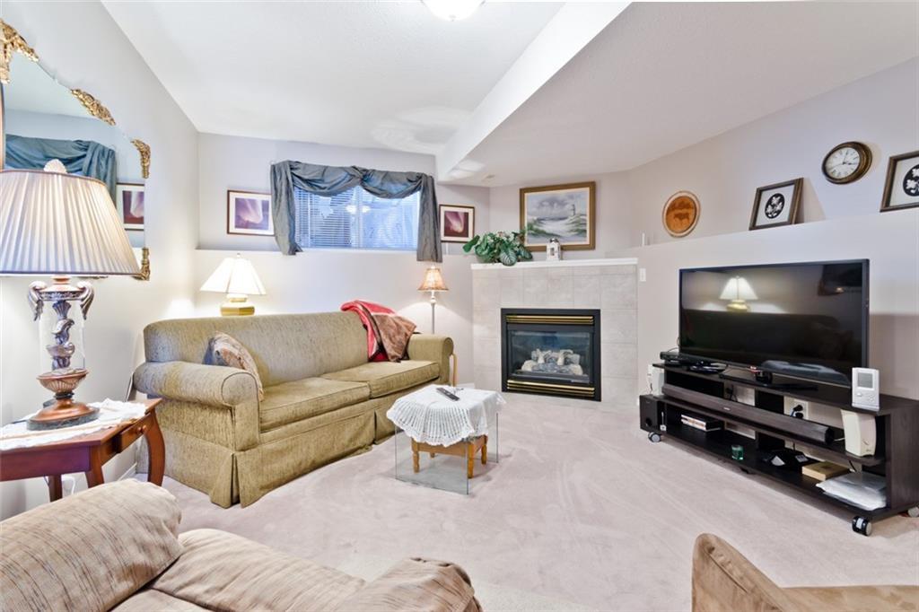 106 55 Fairways Drive NW, Airdrie, AB, T4B 2T5 C4178608 2 Realty