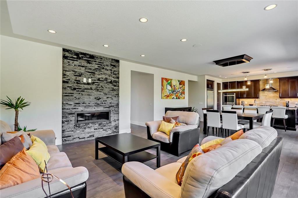 18 Rockcliff Heights NW, Calgary, AB, T3G 0C7 C4181607 Ray Cote