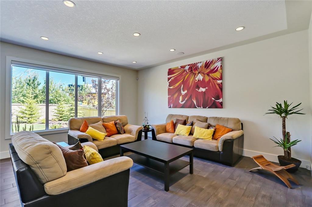 18 Rockcliff Heights NW, Calgary, AB, T3G 0C7 C4181607 Ray Cote