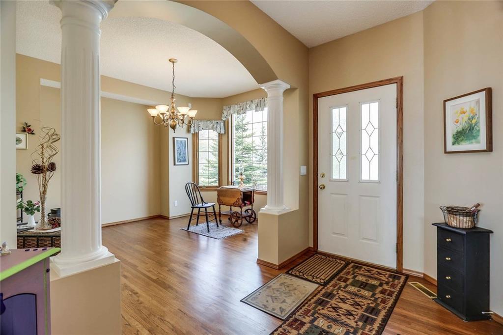 50 Eagleview Heights, Cochrane, AB, T4C 1P8 C4182528 Perrault Real