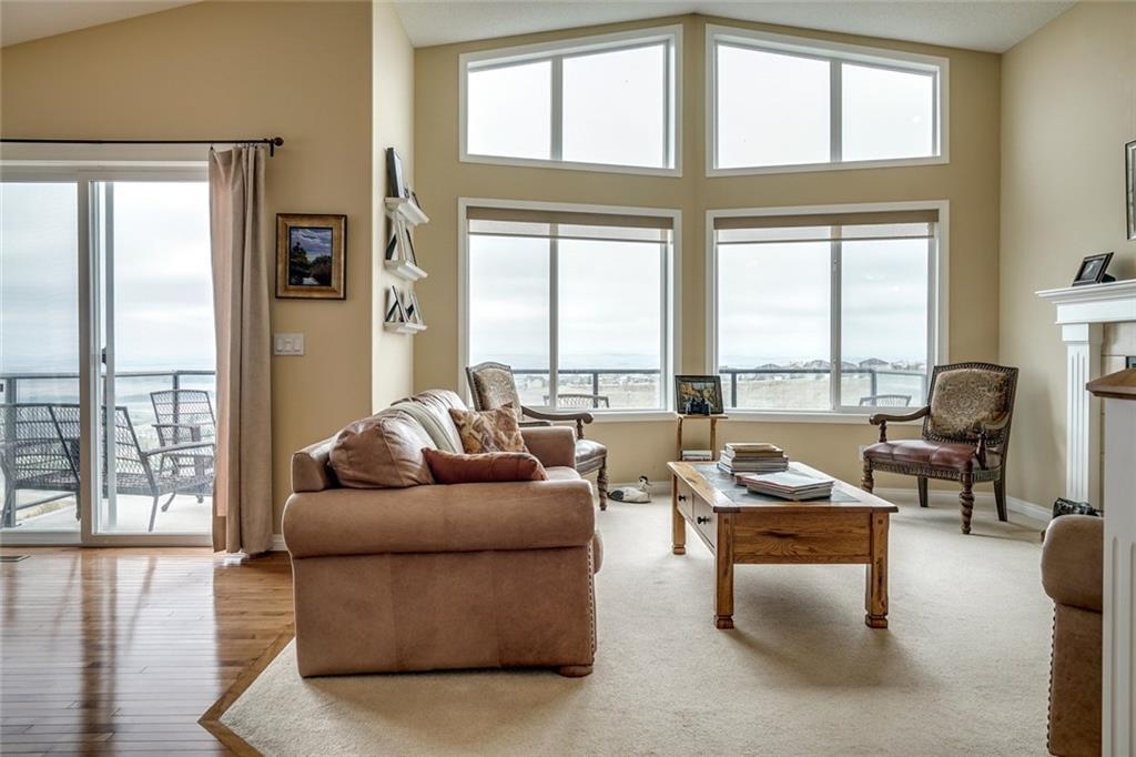 5 Glenvista Key, Cochrane, AB, T4C 2K3 C4183970 Ray Cote Real