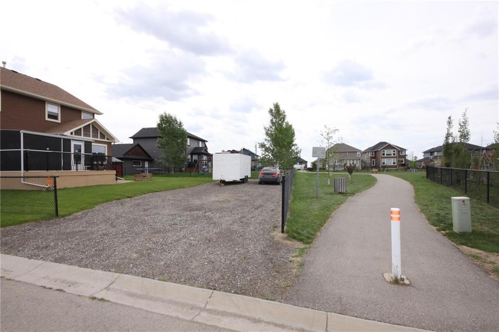 720 Boulder Creek Drive S, Langdon, AB, T0J 1X3 C4184778 The Nash Group