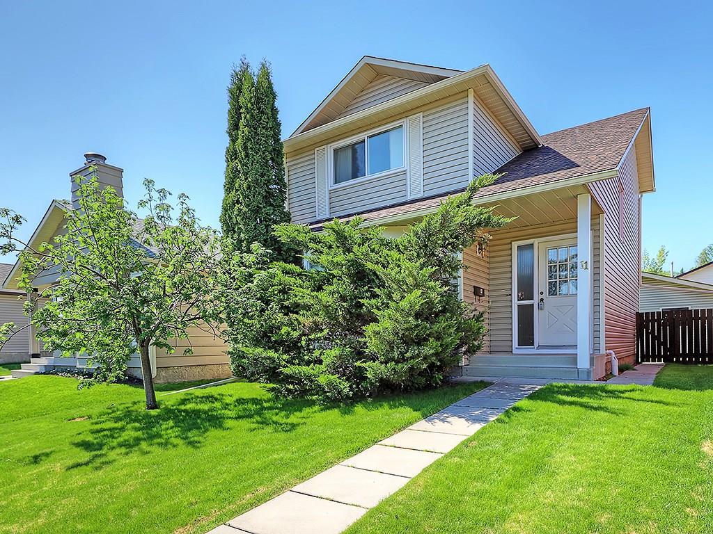 11 Deersaxon Road SE, Calgary, AB, T2J 6T1 C4186453 The Beautiful
