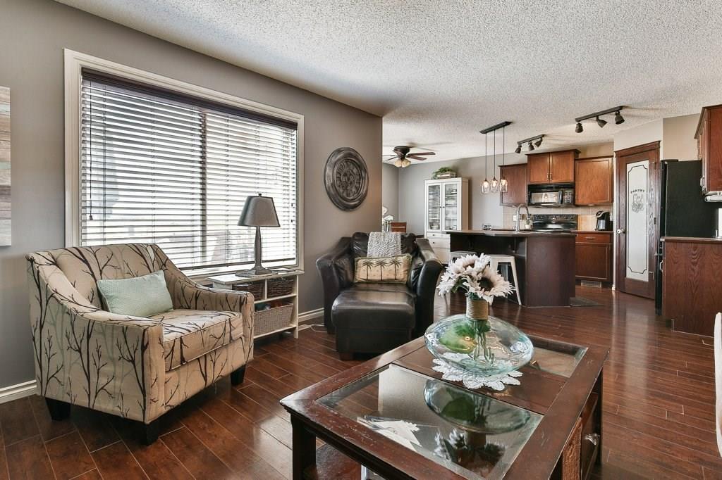 340 Sagewood Landing SW, Airdrie, AB, T4B 3N6 C4189343 Mari Carr