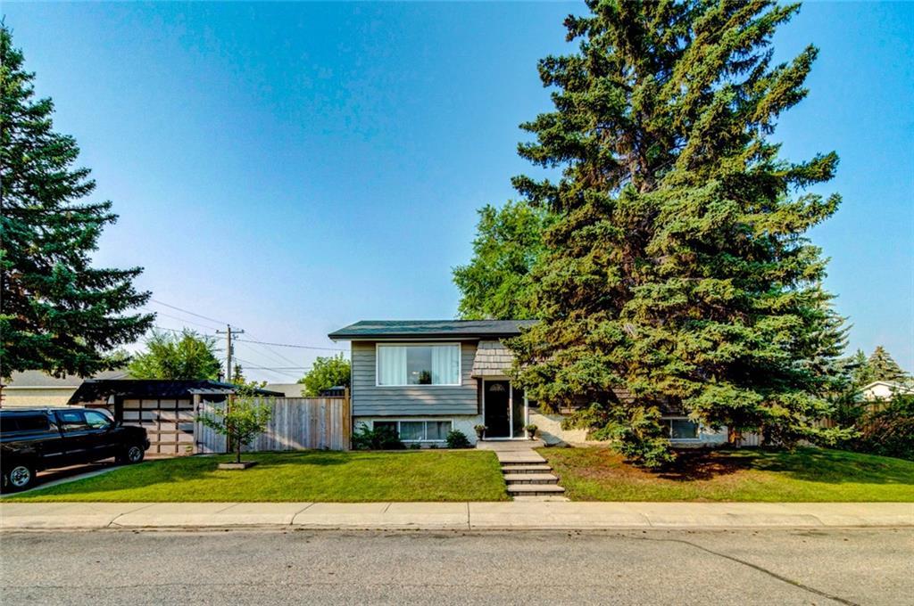 130 Lake Sylvan Close SE, Calgary, AB, T2J 3E6 C4198584 Andrea