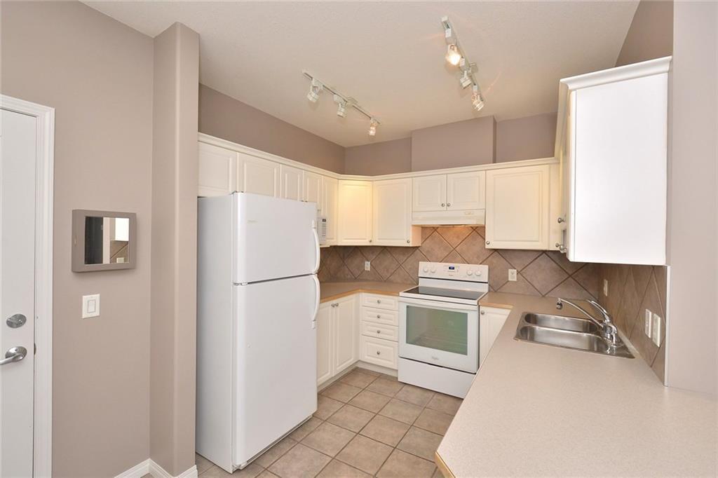 1204 Lake Fraser Green SE, Calgary, AB, T2J 7H6 C4202078 Wendy