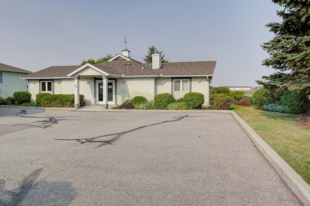 4 Strathmore Lakes Bay, Strathmore, AB, T1P 0B7 C4202323 Michelle