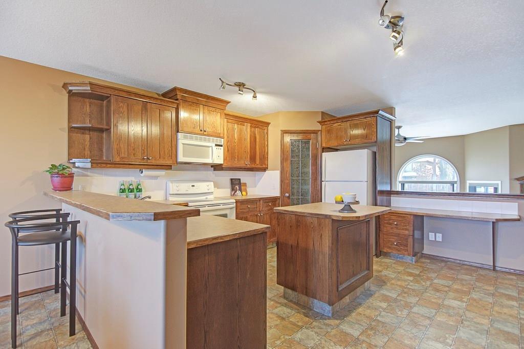 80 Hillview Road, Strathmore, AB, T1P 1T8 C4209525 Homes by Hayley