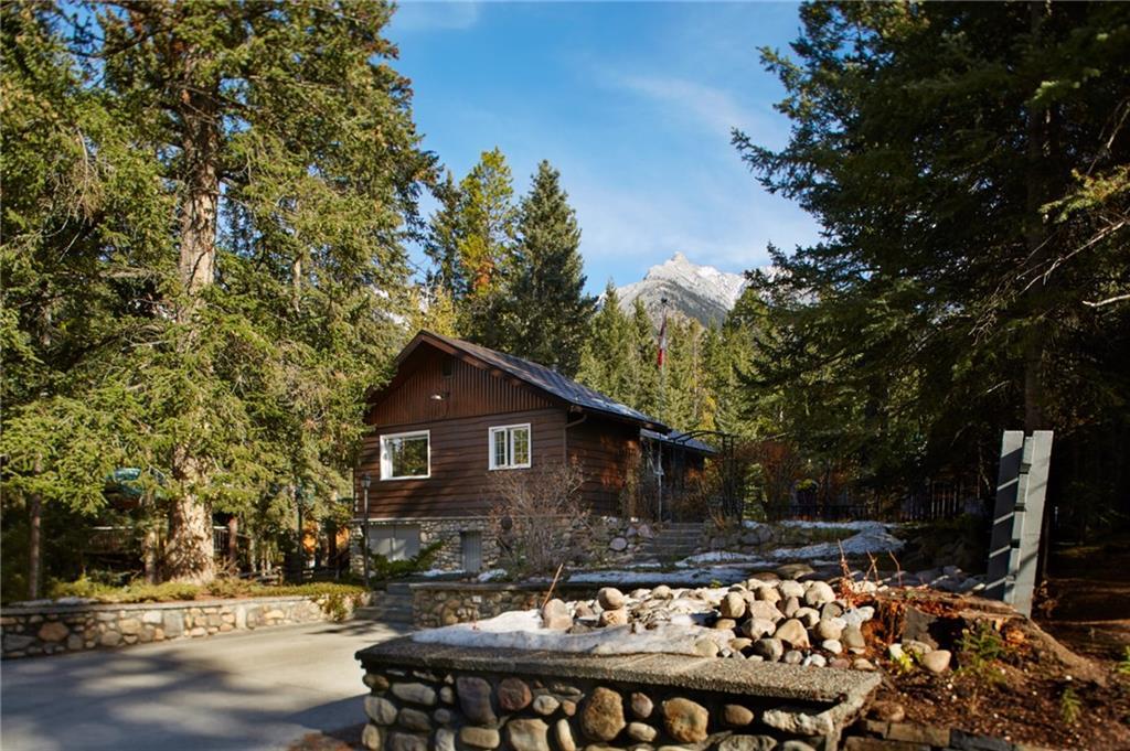 306 Bow River Drive, Harvie Heights, AB, T1W 2W2 C4213784 Ingrid