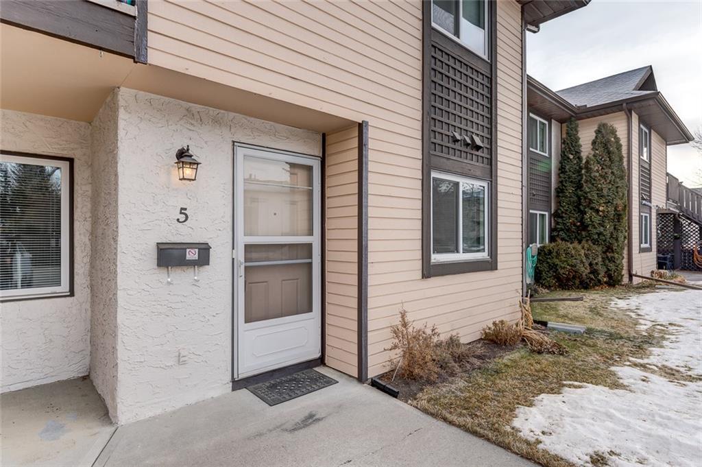 5 Cedar Springs Gardens SW, Calgary, AB, T2W 5J9 C4222004 Mathew