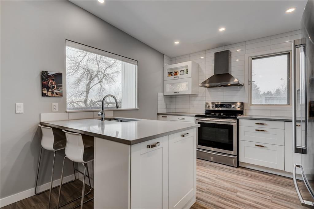 5108 Nesbitt Road NW, Calgary, AB, T2K 2N5 C4221825 Susanne Harvey