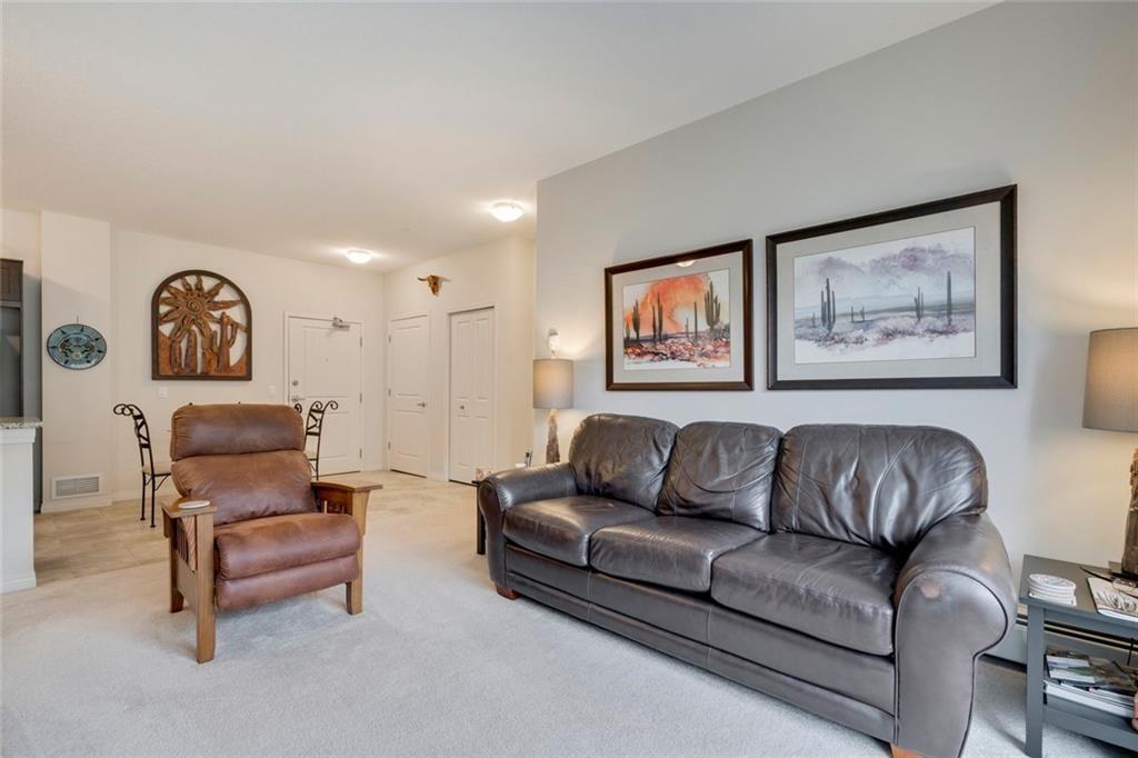 1126 1540 Sherwood Boulevard NW, Calgary, AB, T3R 0K5 C4222056 Ray