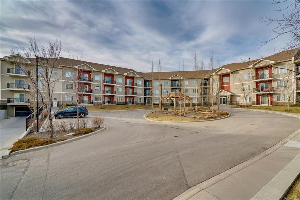 1126 1540 Sherwood Boulevard NW, Calgary, AB, T3R 0K5 C4222056 Ray