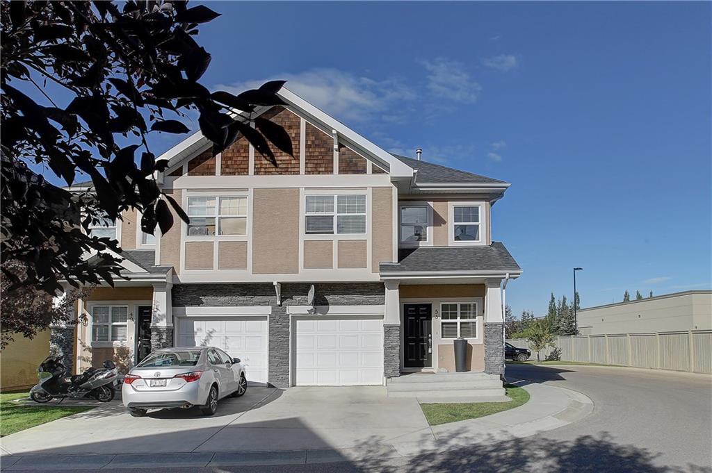 53 Wentworth Common SW, Calgary, AB, T3H 5V3 C4223079 J.T. Hay