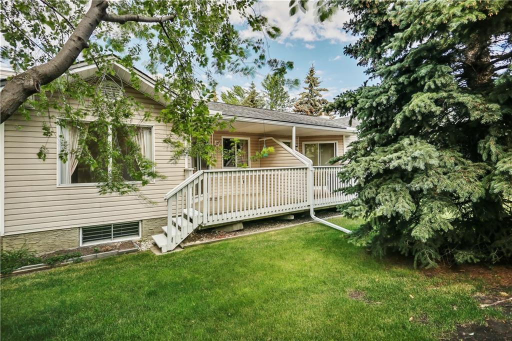 76 Deer Ridge Close SE, Calgary, AB, T2J 7C2 C4241609 The Penley