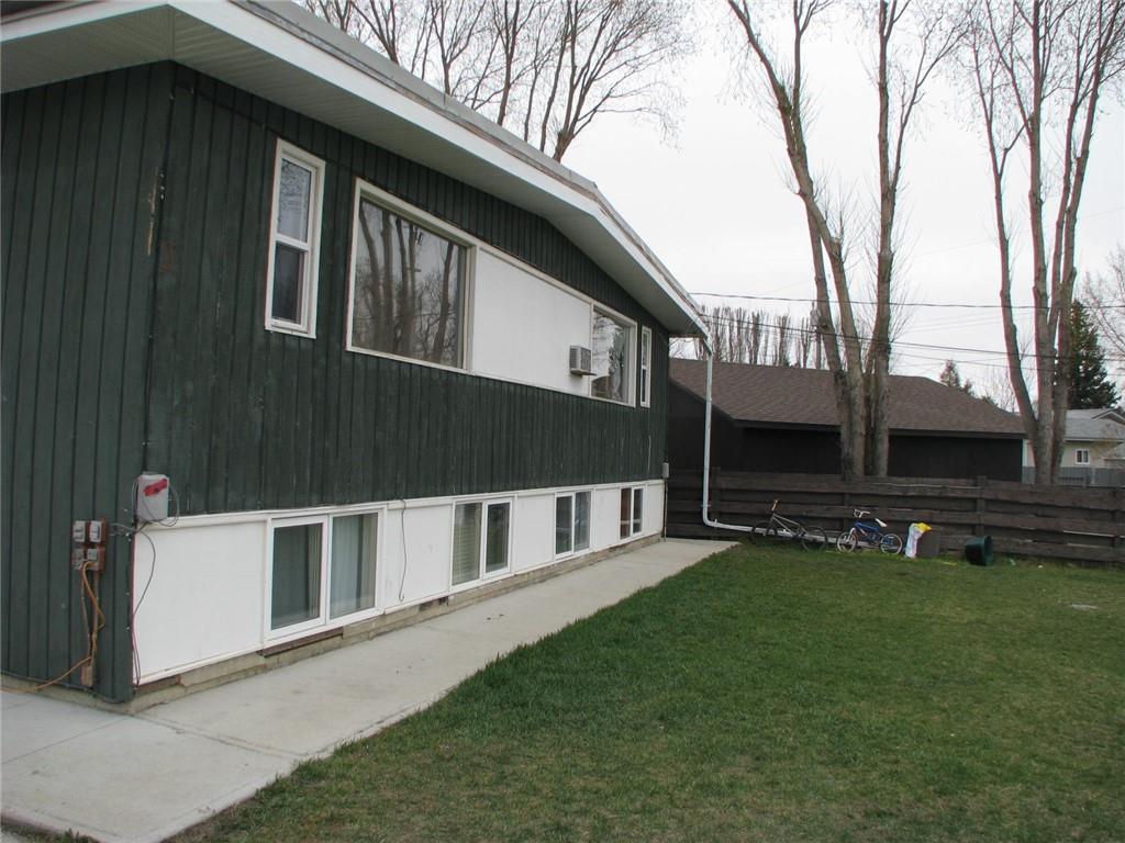 751 52 Avenue W, Claresholm, AB, T0L 0T0 C4243996 Curtis Patton