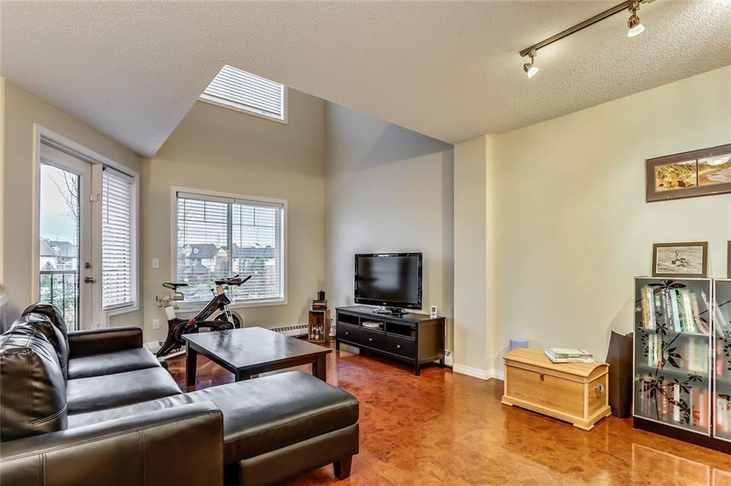 230 McKenzie Towne Lane SE, Calgary, AB, T2Z 0C3 C4244803 Ben Knopp