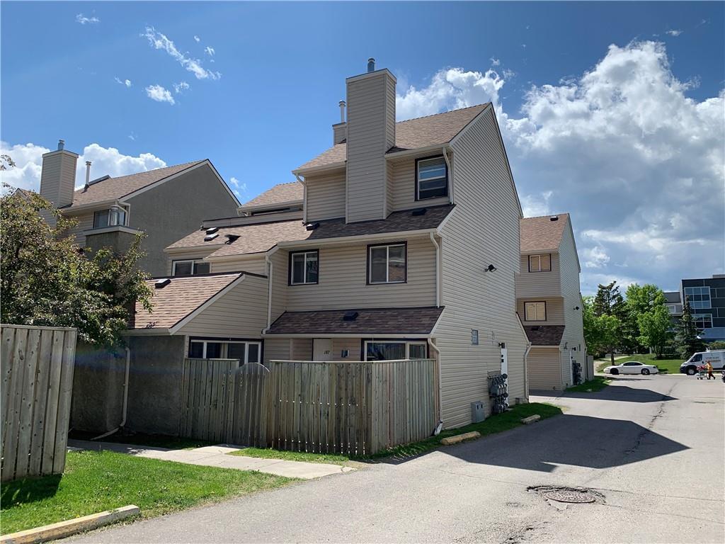 187, 87 Glamis Green SW, Calgary, AB, T3E 6T9 C4245641 Josh