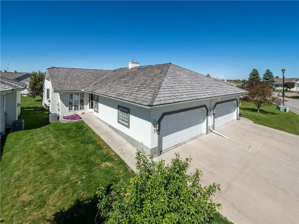 3 Strathmore Lakes Bay, Strathmore, AB, T1P 1L8 C4256369 Heart