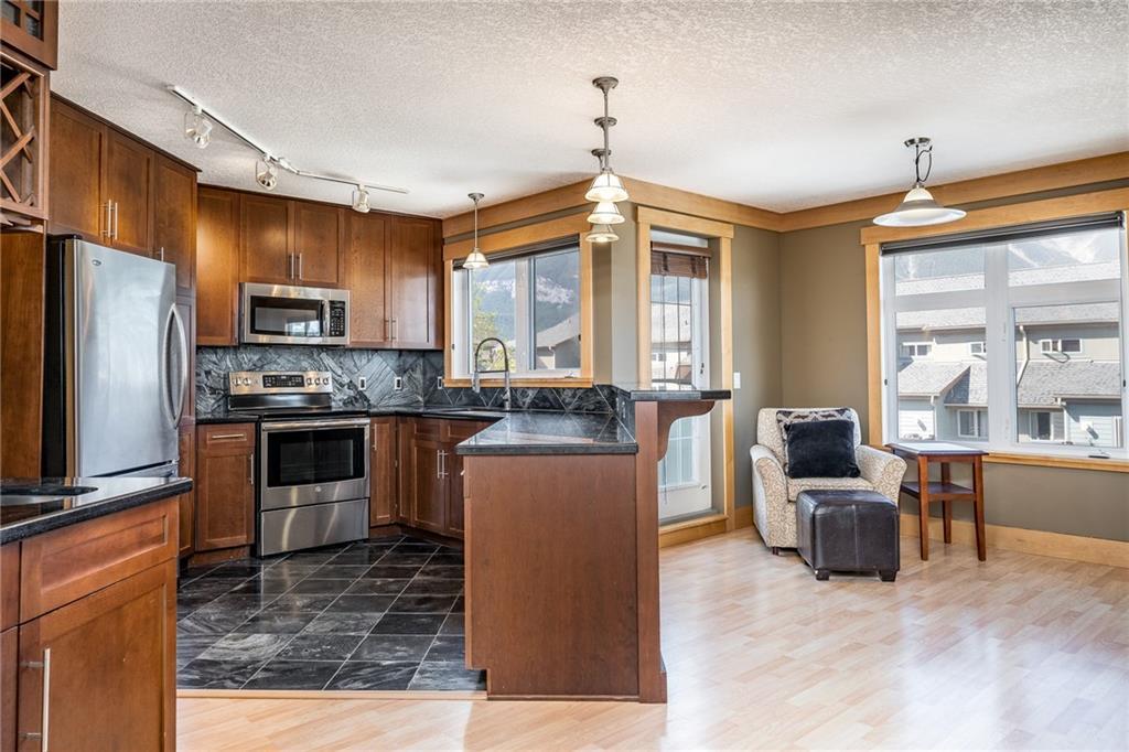 480 160 Kananaskis Way, Canmore, AB, T1W 3E2 C4257212 Robyn Moser