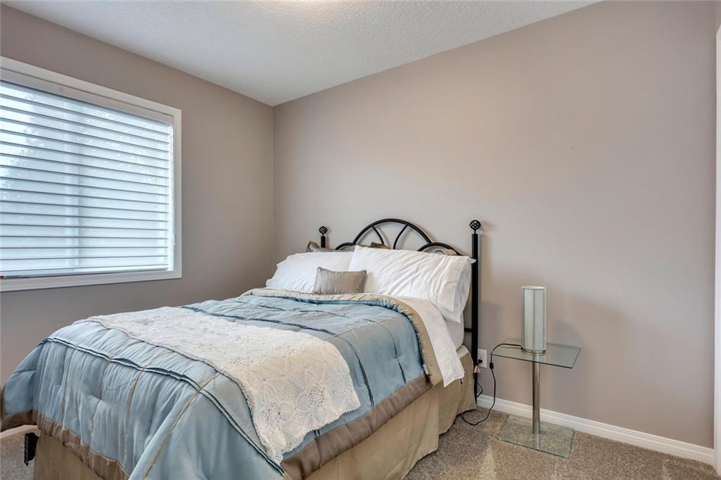 47 Elgin Meadows Park SE, Calgary, AB, T2Z 0M1 C4259238 Kevin French