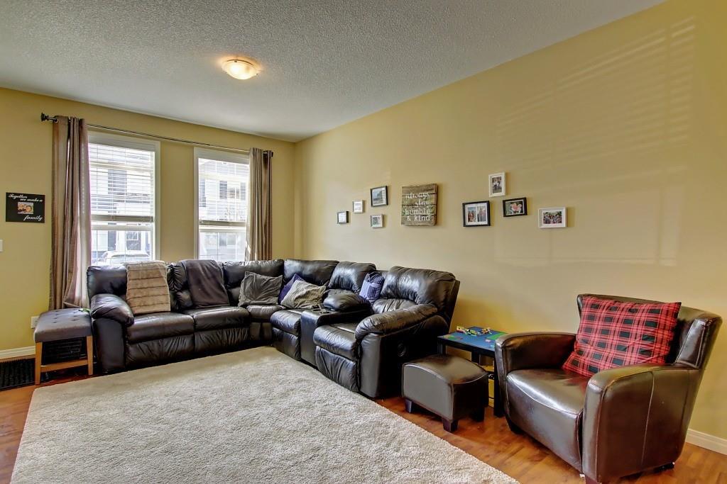 1203 1001 8 Street NW, Airdrie, AB, T4B 0W2 C4261075 Smith