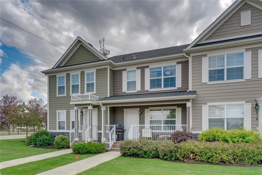 253 Rainbow Falls Manor, Chestermere, AB C4267471 Sarah Johnston