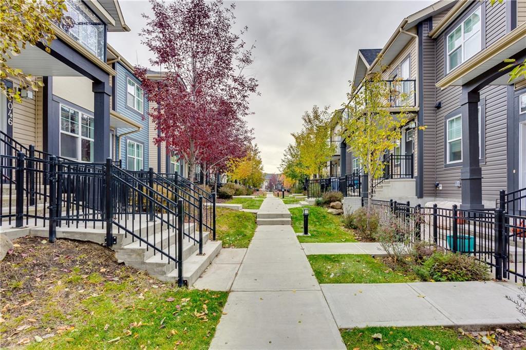 1048 McKenzie Towne Villas SE, Calgary, AB, T2Z 1E4 C4272513
