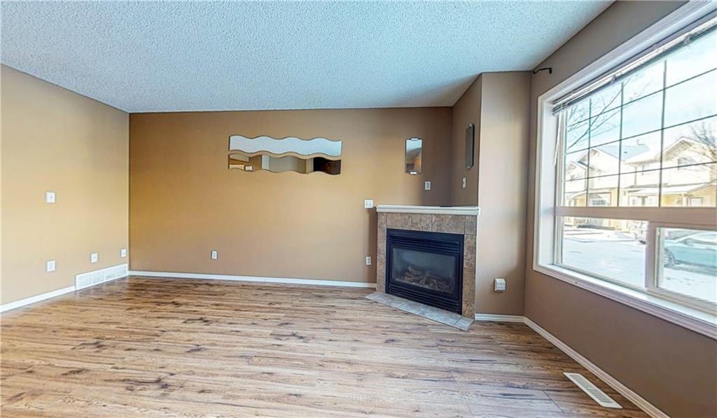 2404 111 Tarawood Lane NE, Calgary, AB, T3J 5C2 C4286444 Pammi Brar