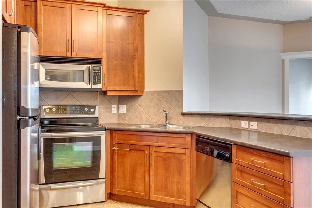 520 20 Discovery Ridge Close SW, Calgary, AB, T3H 5X4 C4287476 The Penley McNaughton Team 520 20 Discovery Ridge Close SW, Calgary, AB, T3H 5X4 C4287476 The Penley McNaughton Team