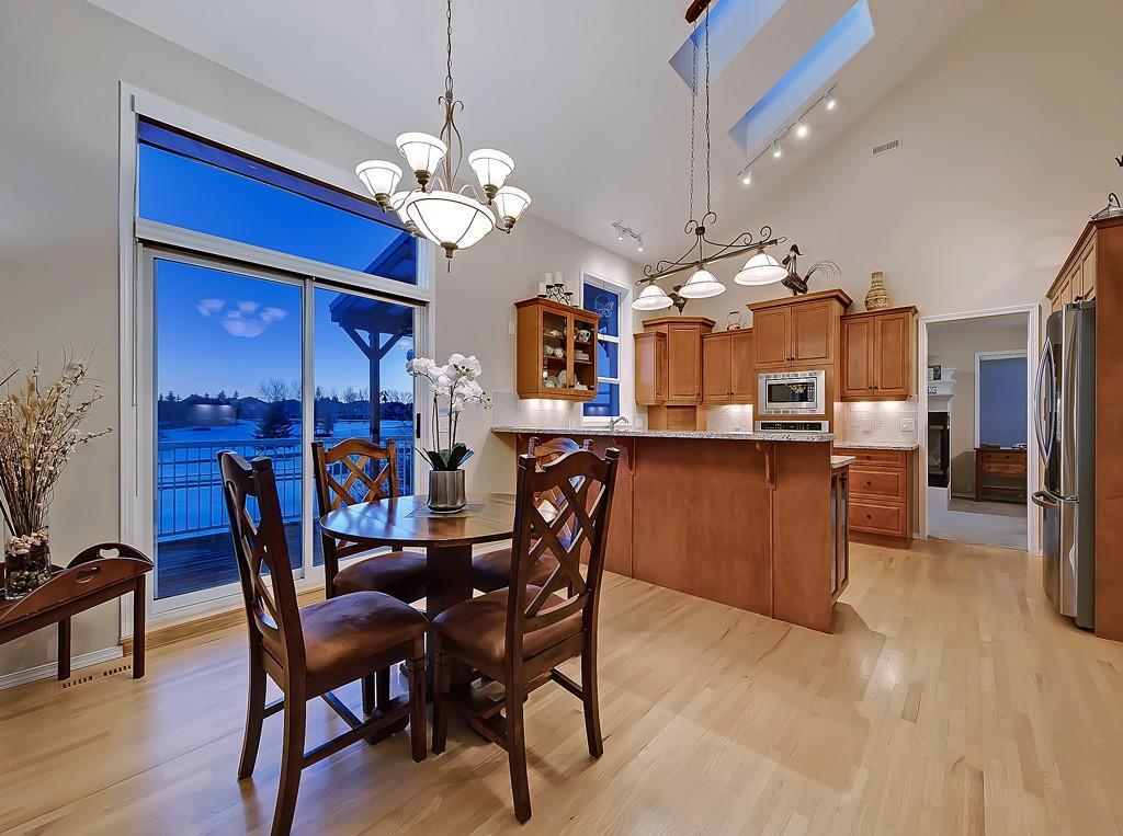 649 Woodside Court NW, Airdrie, AB, T4B 2W2 C4300621 The Beautiful