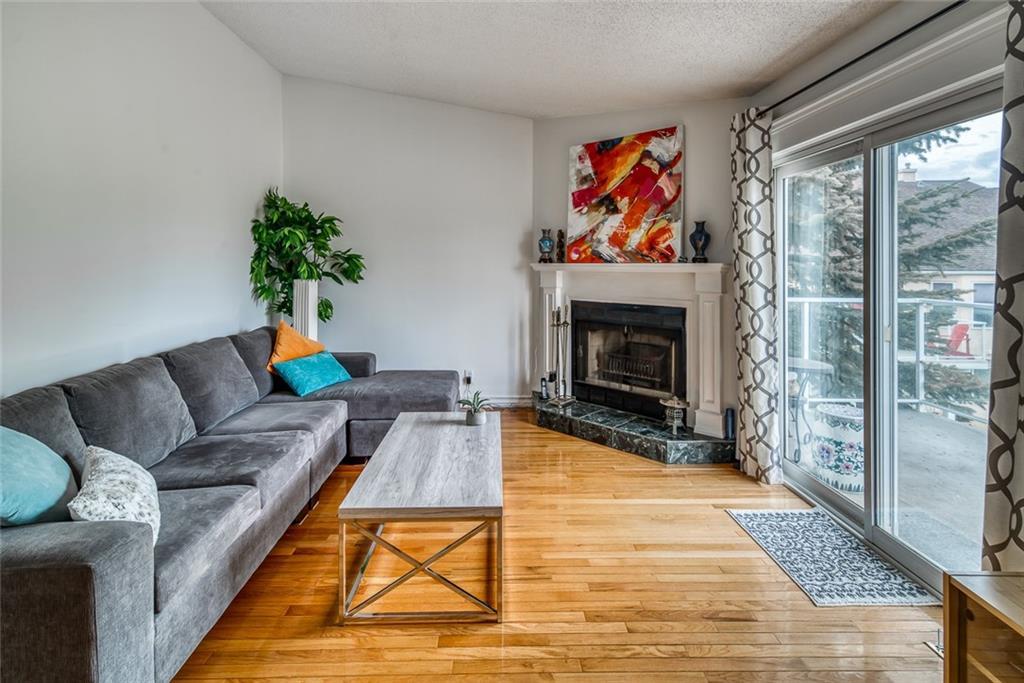 124 Prominence Heights SW, Calgary, AB, T3H 2Z6 C4300836 Simply