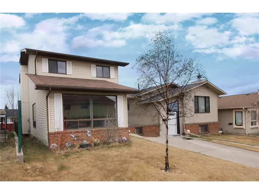 20 Sandstone Hill NW, Calgary, AB, T3K 2W7 C4061330 The Nash Group