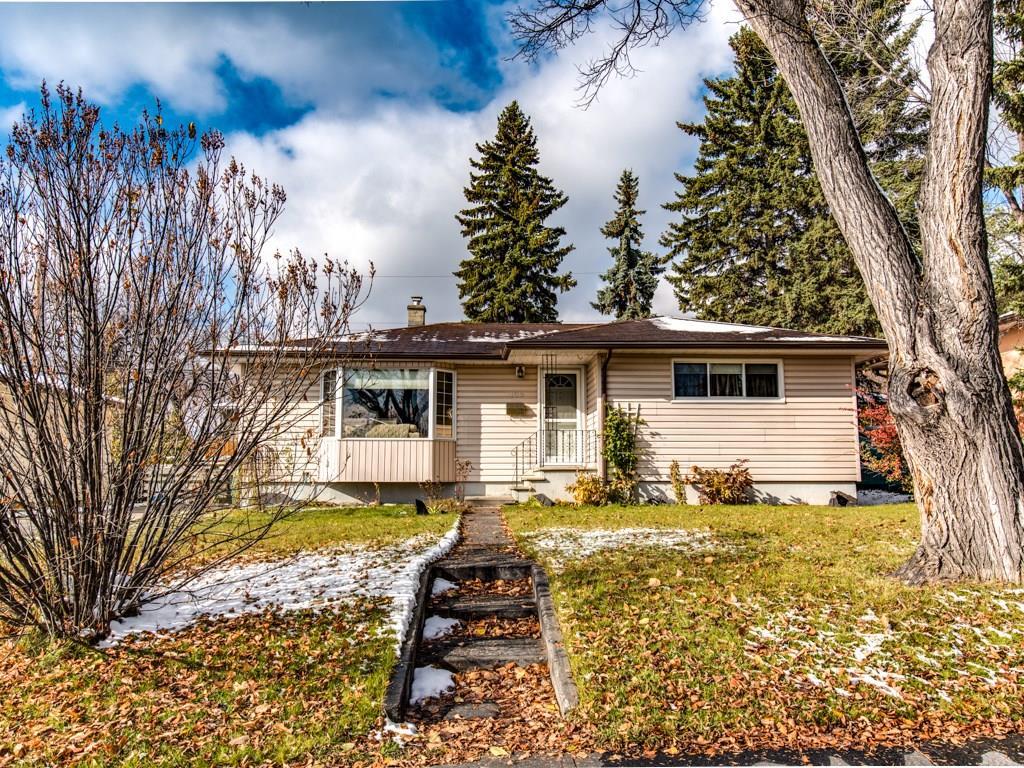 103 Hartford Road NW, Calgary, AB, T2K 2A7 C4085819 Kelly Houston