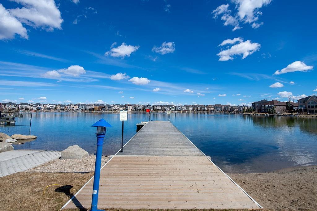 133 Crystal Shores Manor, Okotoks, AB, T1S 2H6 C4302704 Andrea