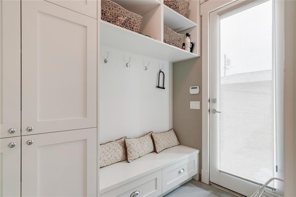 623 25 Avenue NW, Calgary, AB, T2M 2B1 C4305788 Ray Cote Real