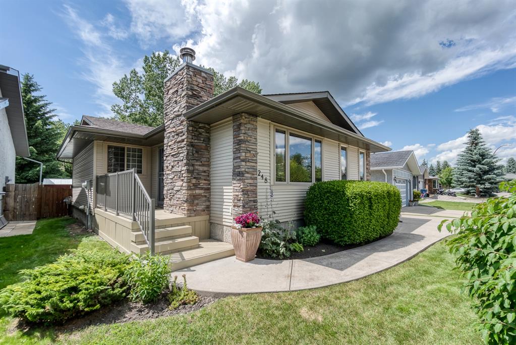 248 Deer Run Close SE, Calgary, AB, T2J 5P6 A1011298 Simply Homes Calgary