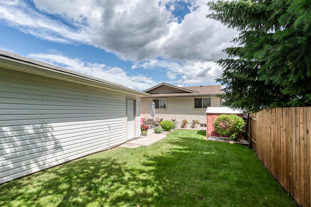 248 Deer Run Close SE, Calgary, AB, T2J 5P6 A1011298 Simply Homes Calgary