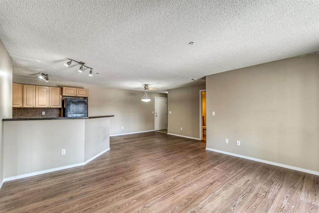 229 428 Chaparral Ravine View SE, Calgary, AB A1011278 Jablonski Real Estate Group 229 428 Chaparral Ravine View SE, Calgary, AB A1011278 Jablonski Real Estate Group