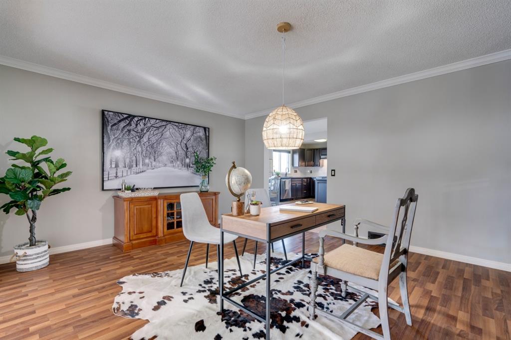 4 Strathwood Bay SW, Calgary, AB, T3H 1V6 A1012923 Ray Cote Real