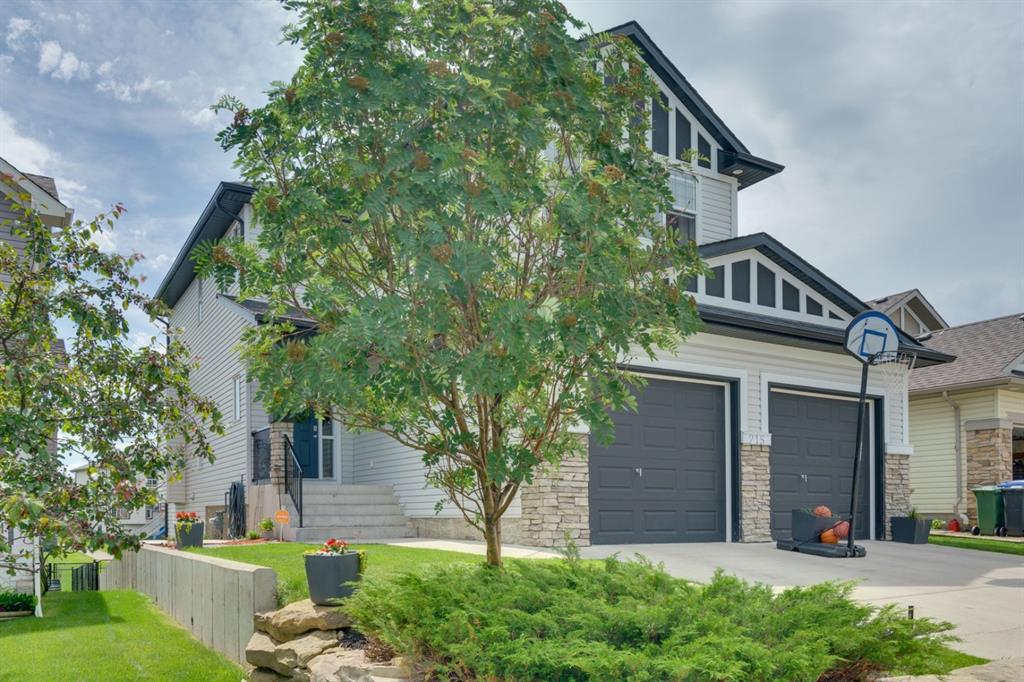 215 Westmount Crescent, Okotoks, AB, T1S 2J2 A1013182 Carmen
