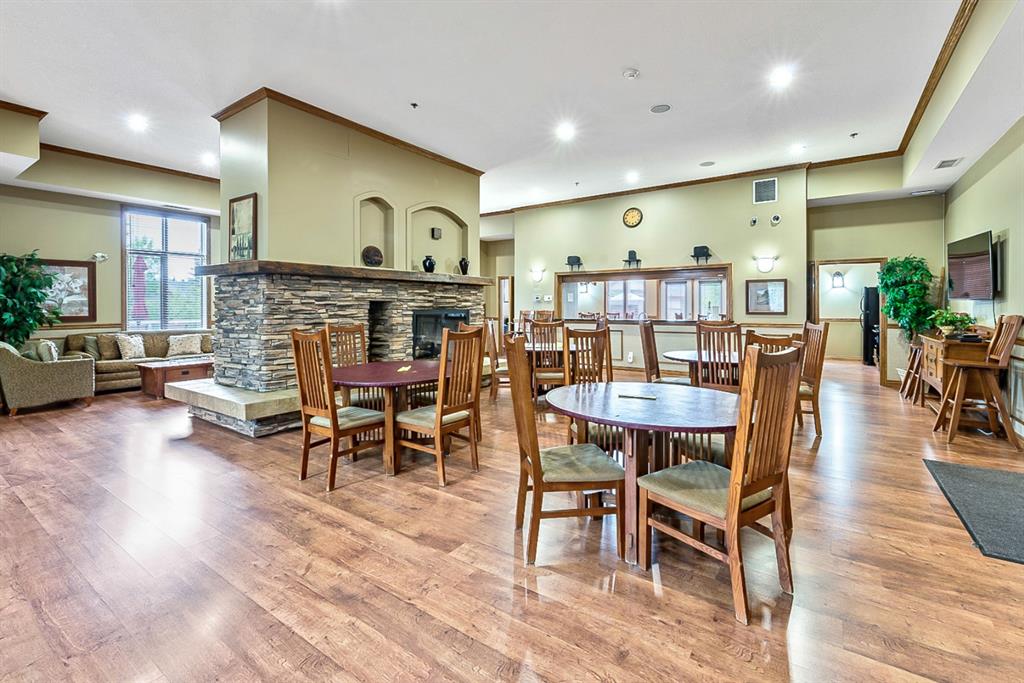 1107 Lake Fraser Green SE, Calgary, AB, T2J 7H6 A1014146 Smith